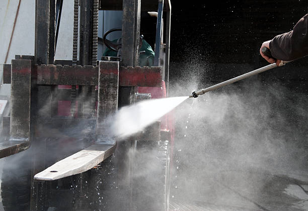 Pressure Washing Services for Businesses in Conroe, TX